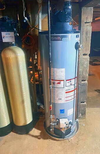 https://plumberbrabham.com.au/uploads/2025/06/hot-water-724173.jpg